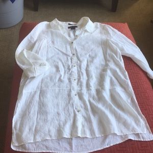 Artisan- NY in blue linen and Tahari white